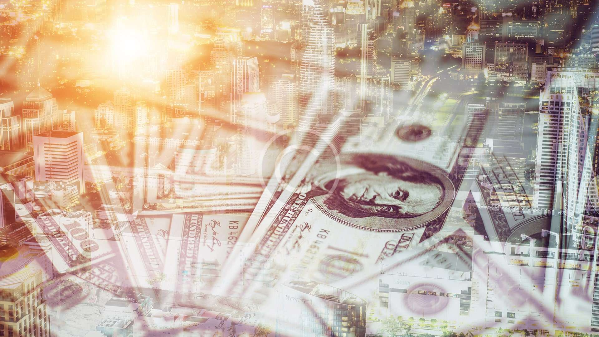 Una pila de billetes de un dólar frente al horizonte de una ciudad, que representa el éxito financiero y las posibilidades que un abogado de familia puede brindar.